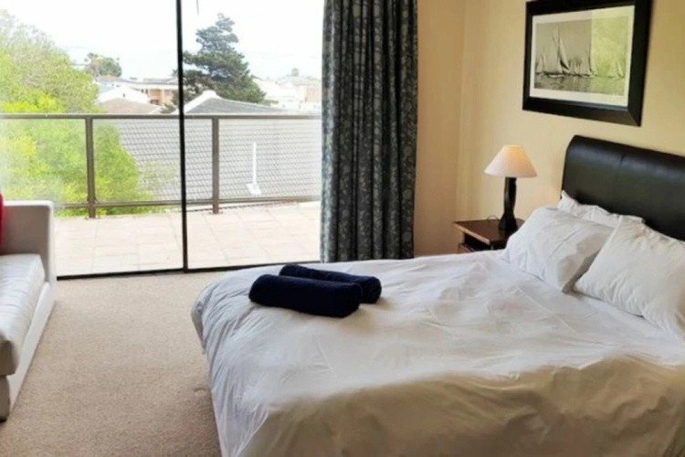 10 Galico House Self catering