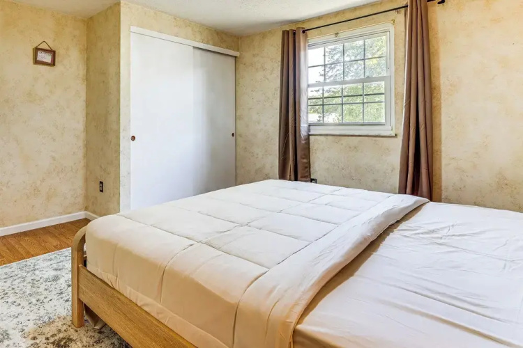 Shop, Golf & Explore: Home 14 Mi to Columbus!