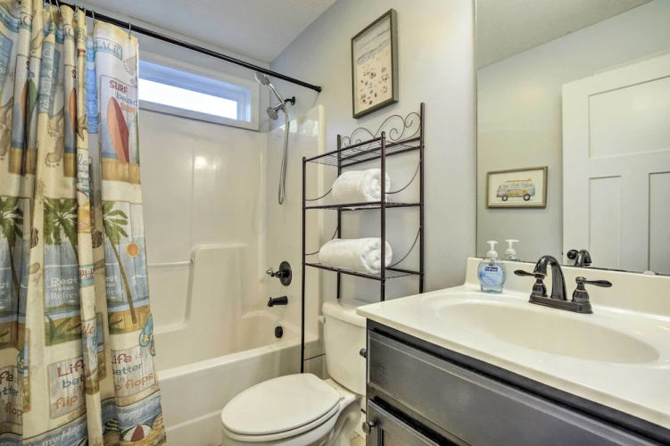 Idyllic Pinehurst Home, Near Golf Course!
