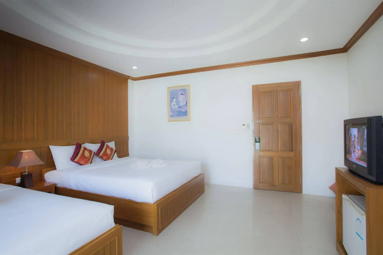 Pipikuku Hotel & Restaurant