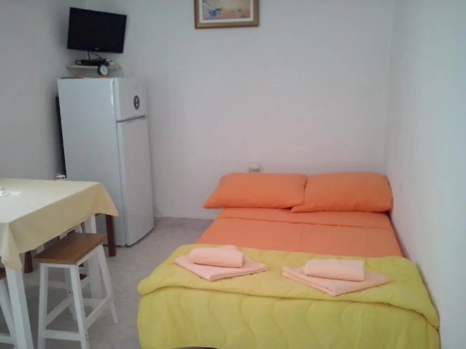 1 Bedroom Basement Apartment