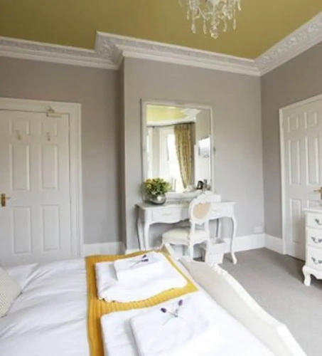 Deluxe Single room