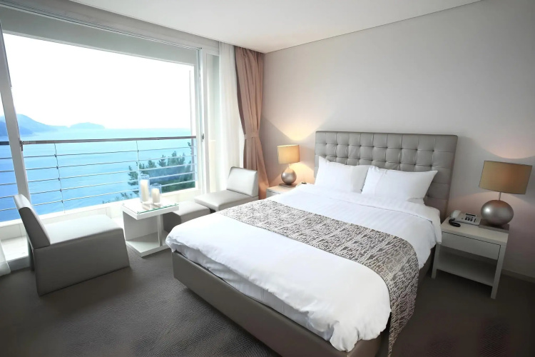 Riviera Hotel Geoje