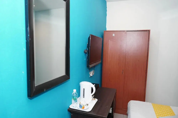 Hotel Shri Putiri