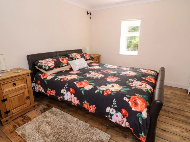 Cozy Cwtch Cottage