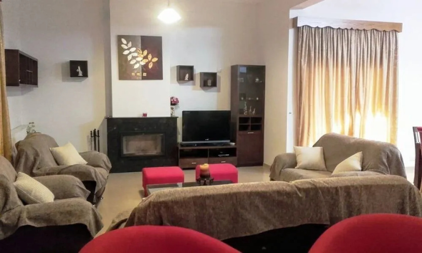 Aurora Villa
