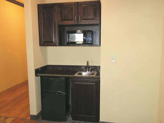 Deluxe Double Suite