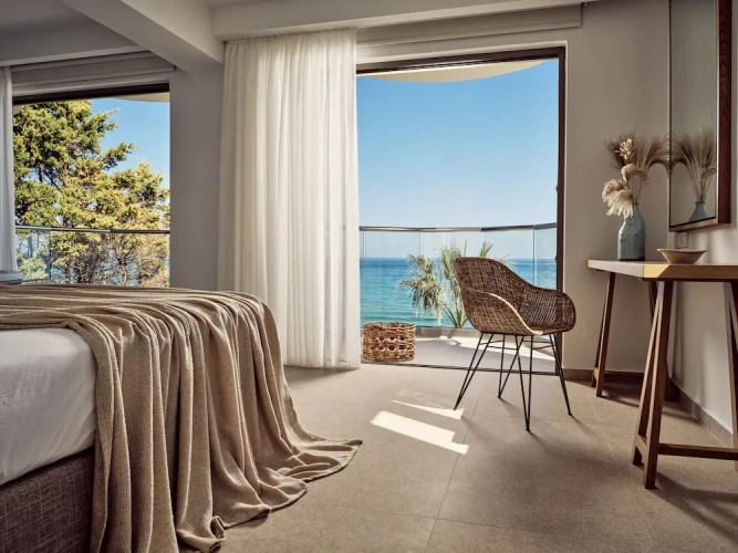 Superior Suite with balcony and with sea view