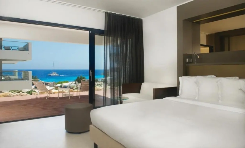 Double room with ocean view