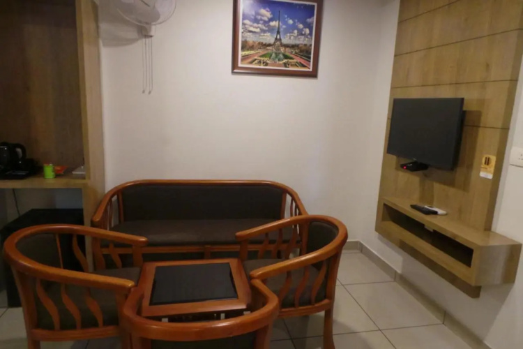 Saas Residency