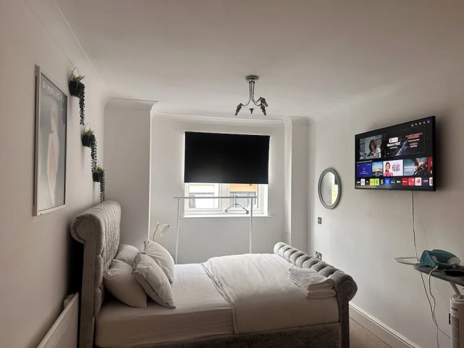 1 Bedroom Apartment with balcony