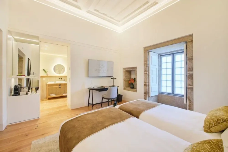 Classic Double room with courtyard view