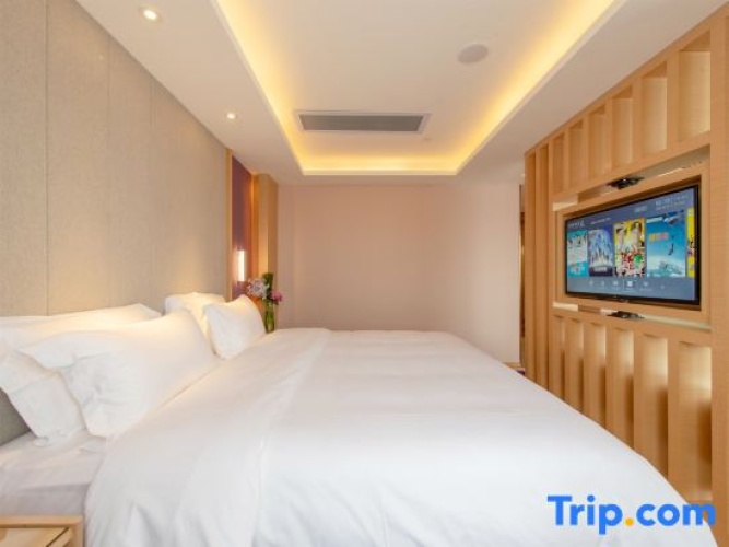 Deluxe Double Family Suite