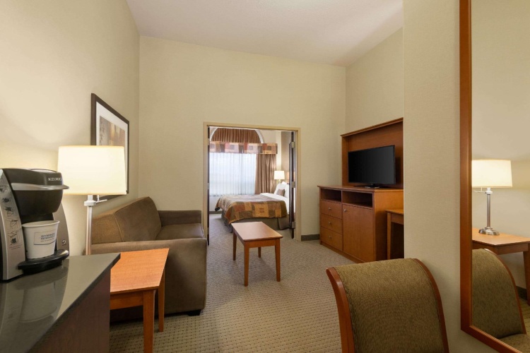 Double Suite