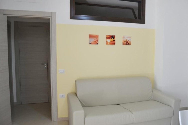 2 Bedrooms Cottage