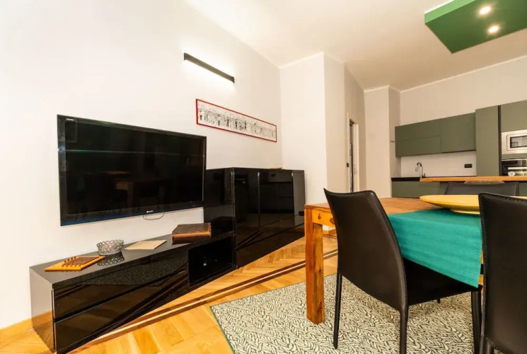 Cit Turin Flat with Panoramic Balcony