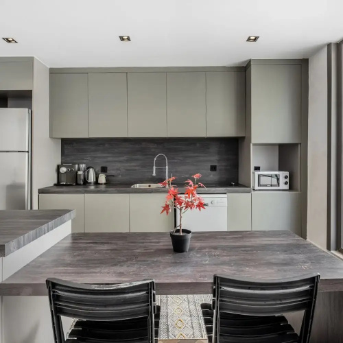 Spacious Modern Flat With Balcony 5 min to Taksim