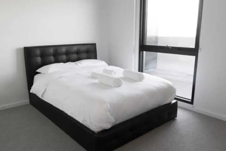 New Spacious 2 Bedroom With Gorgeous City Views