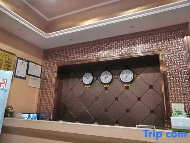 Zhongxian Junxuan Hotel