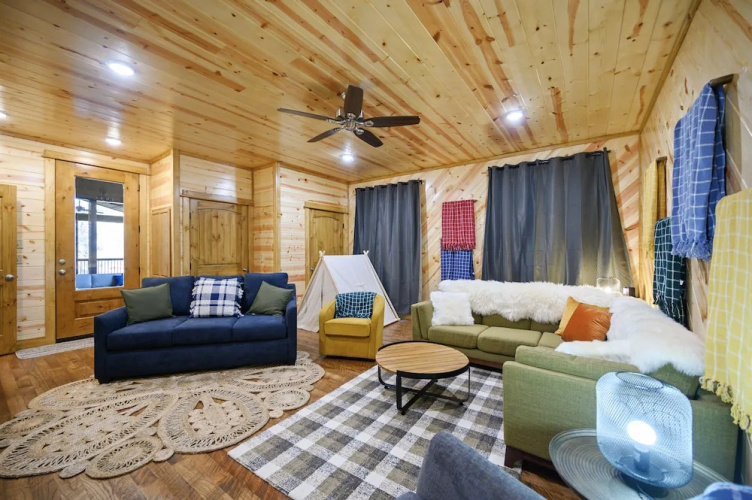 The Lodge by Boutiq in Broken Bow