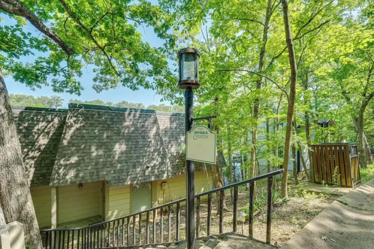 Private Dock & Resort Access: Margaritaville Cabin
