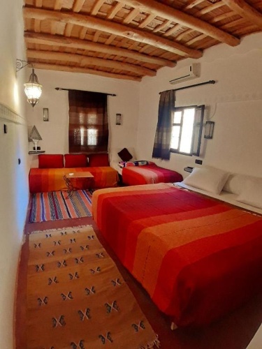 Standard Triple room with view