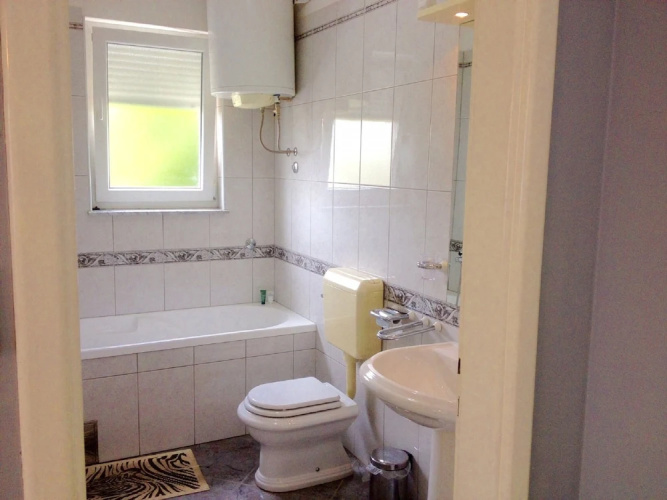 Adorable Studio Apartment 200 Meters Distant From the Beach !