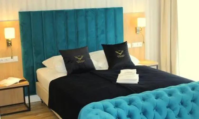 Hotel Echo