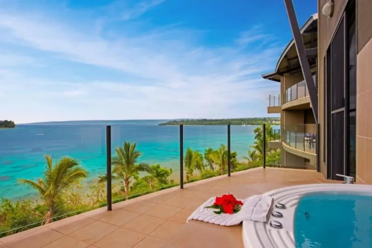 Deluxe Apartment with balcony and with ocean view