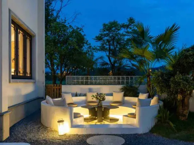 Joyful Lushi Hot Spring Resort