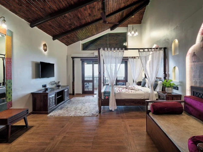 Standard Double Family room with lake view