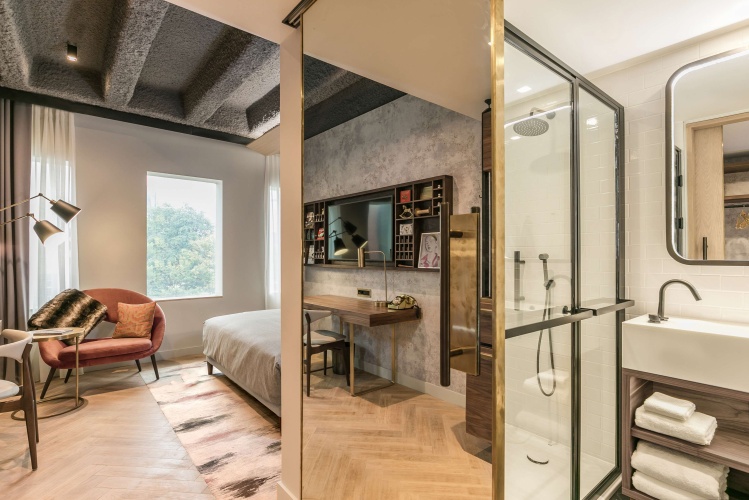 Guest rooms