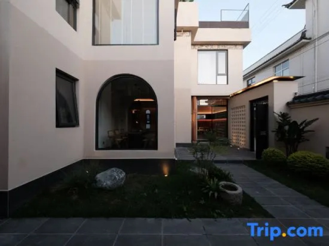 Yisuinn·Qihaijianshan