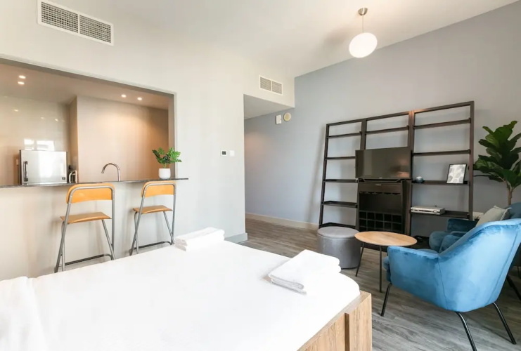 Driven Holiday Homes Icon Tower 2 JLT