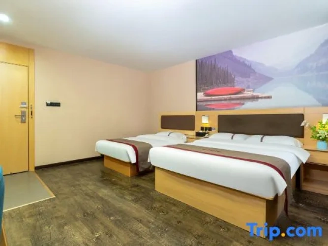 Standard Twin Family room