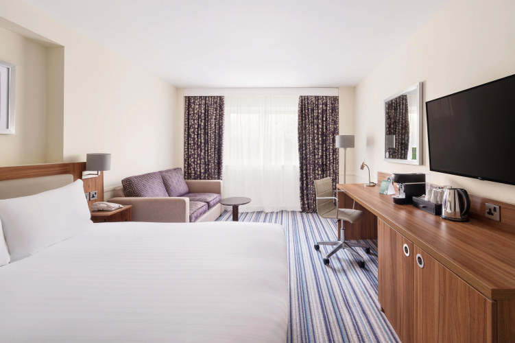 Holiday Inn Ashford Central by IHG