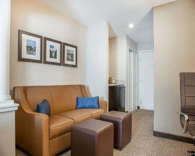 Quadruple Suite