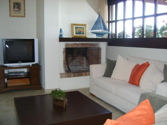 Yalis Hotel