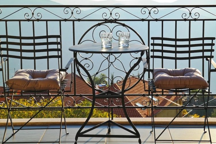 Deluxe Twin room with balcony
