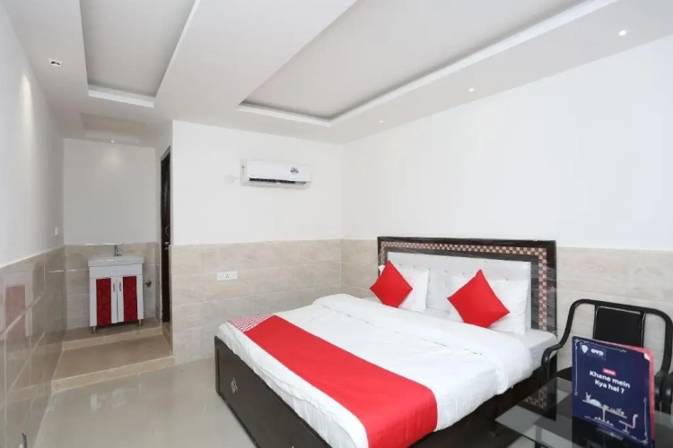 Deluxe Double room