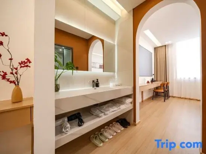 Deluxe Double Suite