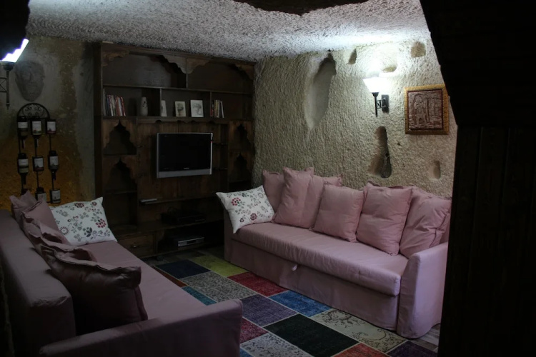 Kayhan Cave Villa