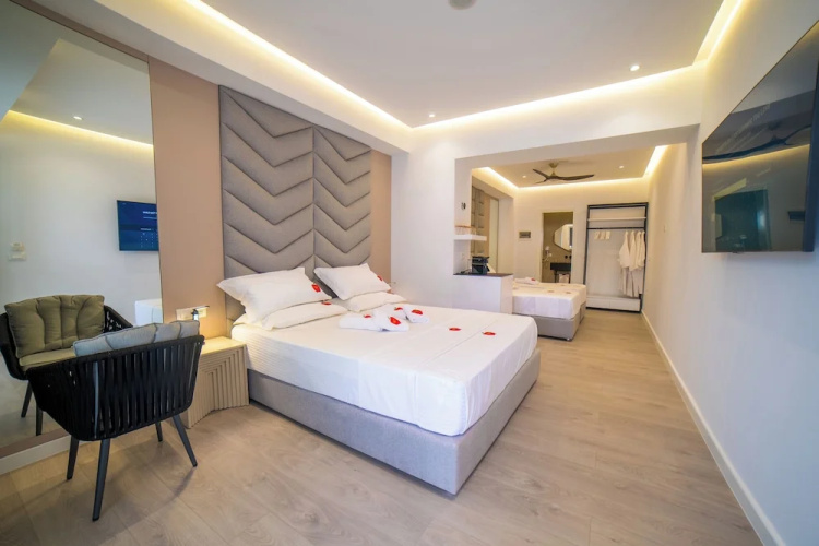 Adam & Eve Suites