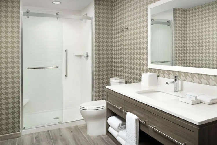 1 Bedroom Suite
