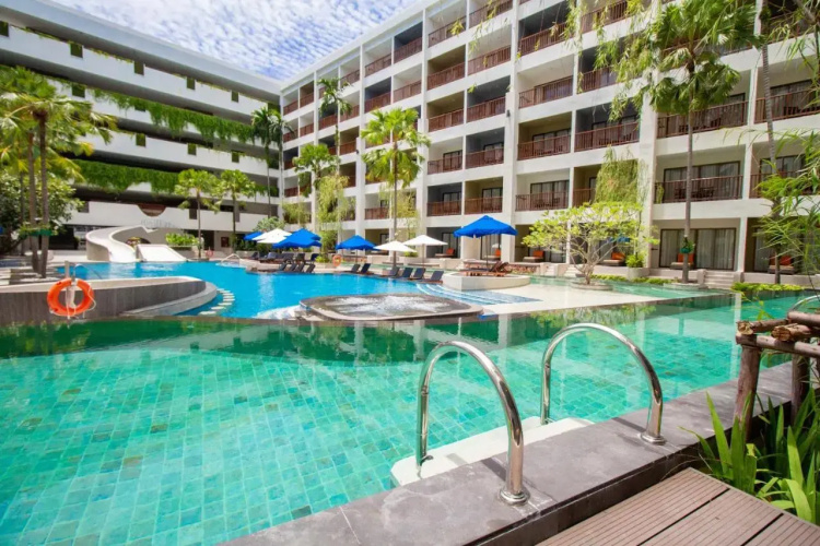 Deevana Plaza Phuket Patong
