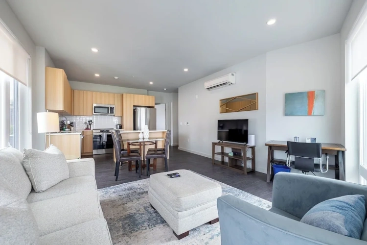 2 Bedrooms Deluxe Apartment