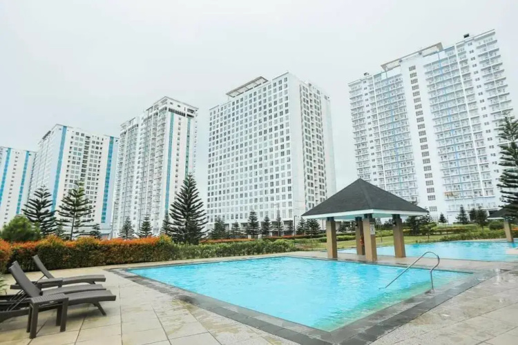 A2J Executive Studio Suite near Skyranch & Malls