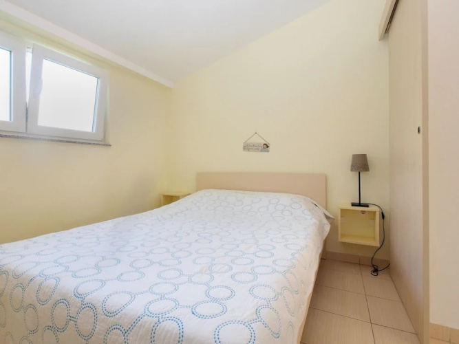 Apartment 1804