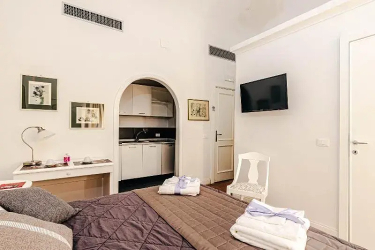 Giulio Cesare 14, Residence