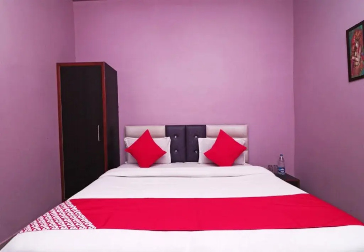 Elibrista By OYO Rooms